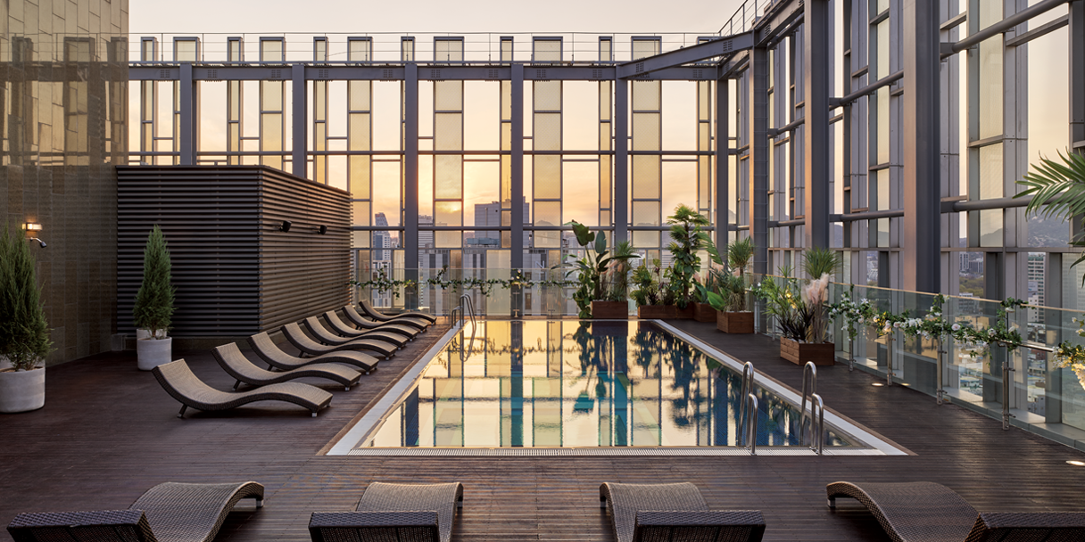 SWIMMING POOL thumbnail